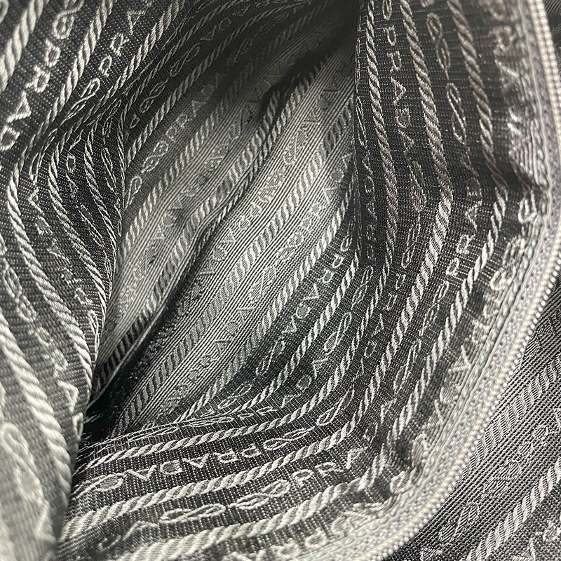 MESSENGER NYLON CROSSBODY