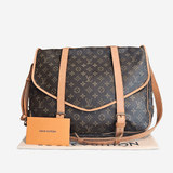 MONOGRAM CANVAS SAUMUR 43