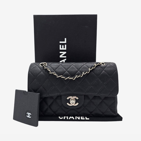 CAVIAR SMALL CLASSIC DOUBLE FLAP
