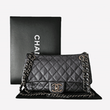 MEDIUM METALLIC GREY CAVIAR EASY FLAP