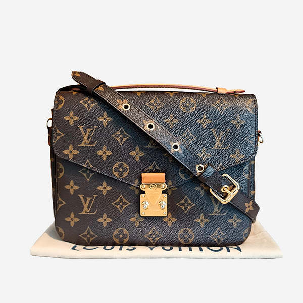 Monogram Canvas Pochette metis