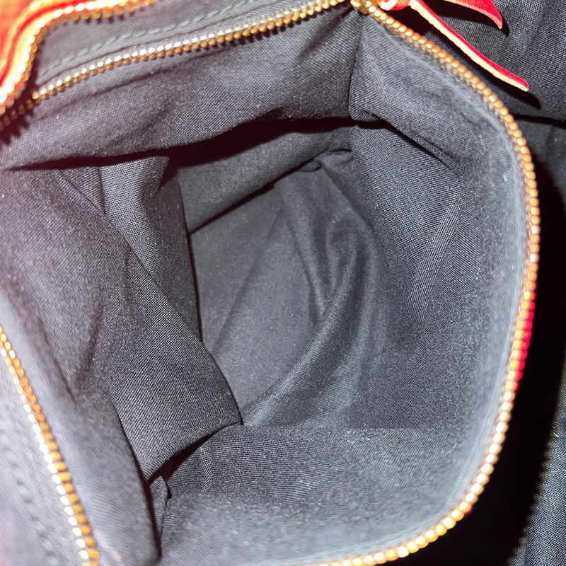 rød metalic edge City bag