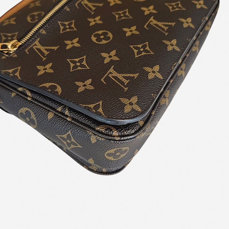 Pochette Metis