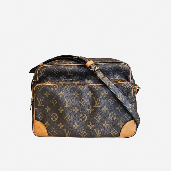 MONOGRAM CANVAS NILE MM