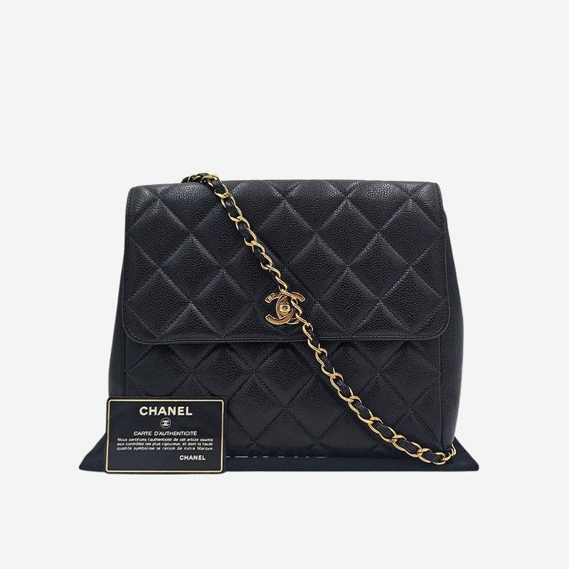 SORT CAVIAR SQUARE FLAP BAG