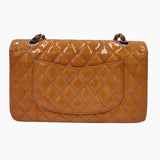 ORANGE PATENT CLASSIC FLAP MEDIUM taske fra brand: CHANEL - We Do Vintage
