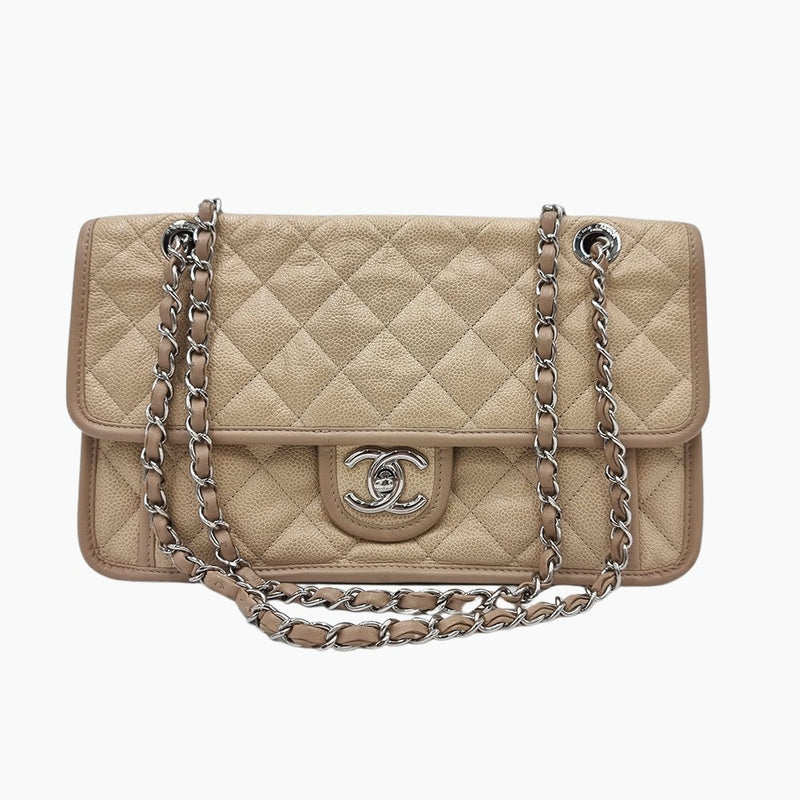 Beige caviar single flap bag taske fra brand: CHANEL - We Do Vintage