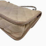 Beige caviar single flap bag taske fra brand: CHANEL - We Do Vintage