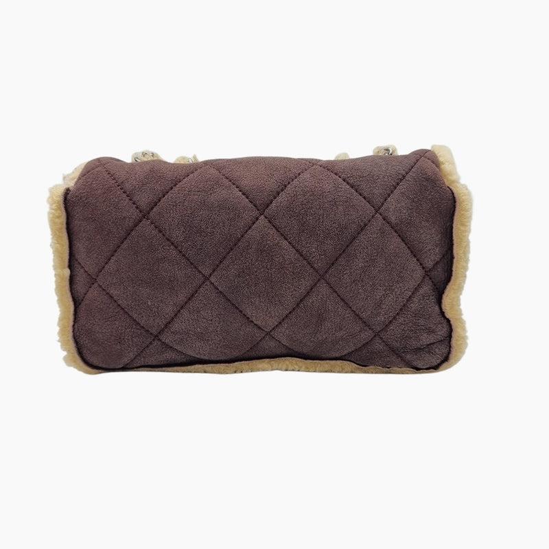 shearling single flap bag medium taske fra brand: CHANEL - We Do Vintage