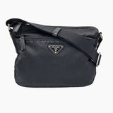 SORT NYLON CROSSBODY taske fra brand: PRADA - We Do Vintage