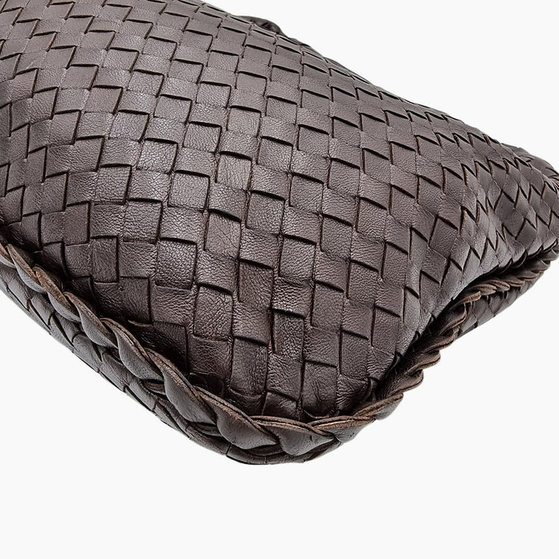 CLASSIC VENETA HOBO MØRKBRUN MEDIUM taske fra brand: BOTTEGA VENETA - We Do Vintage