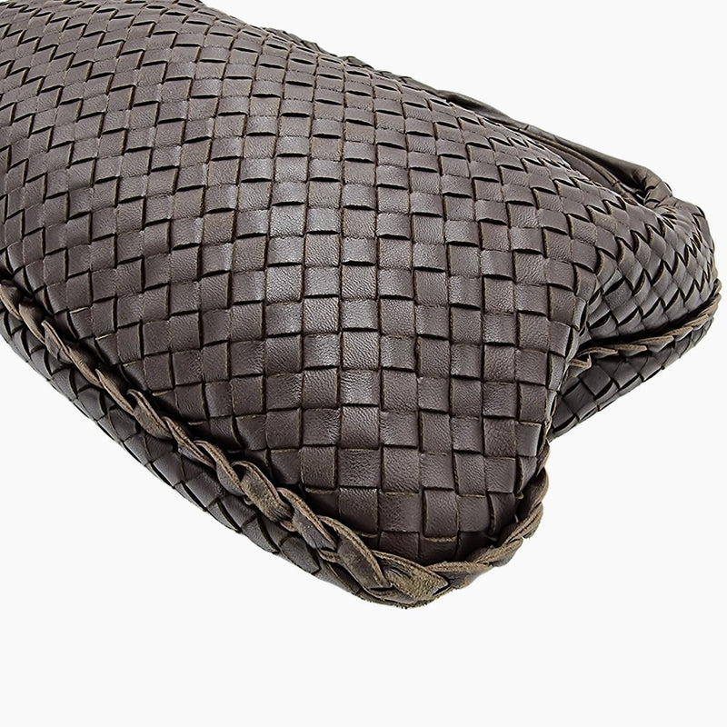 CLASSIC VENETA HOBO MØRKBRUN MEDIUM taske fra brand: BOTTEGA VENETA - We Do Vintage