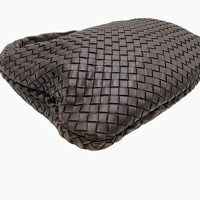 CLASSIC VENETA HOBO MØRKBRUN MEDIUM taske fra brand: BOTTEGA VENETA - We Do Vintage