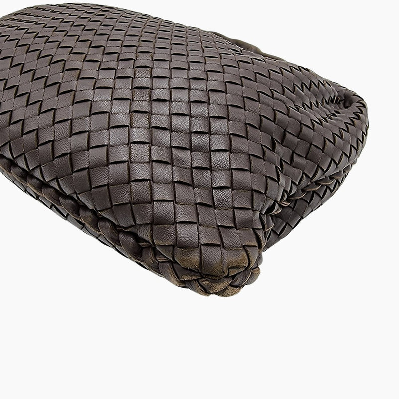 CLASSIC VENETA HOBO MØRKBRUN MEDIUM taske fra brand: BOTTEGA VENETA - We Do Vintage