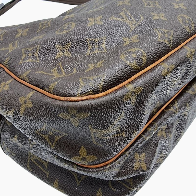 LOUIS VUITTON Monogram Reporter GM 25266