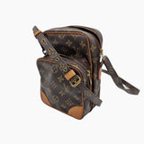 MONOGRAM CANVAS AMAZONE taske fra brand: LOUIS VUITTON - We Do Vintage