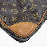 MONOGRAM CANVAS AMAZONE taske fra brand: LOUIS VUITTON - We Do Vintage