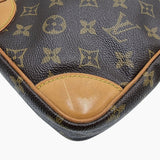 MONOGRAM CANVAS AMAZONE taske fra brand: LOUIS VUITTON - We Do Vintage