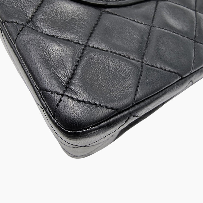 VINTAGE CLASSIC DOUBLE FLAP BAG MEDIUM taske fra brand: CHANEL - We Do Vintage
