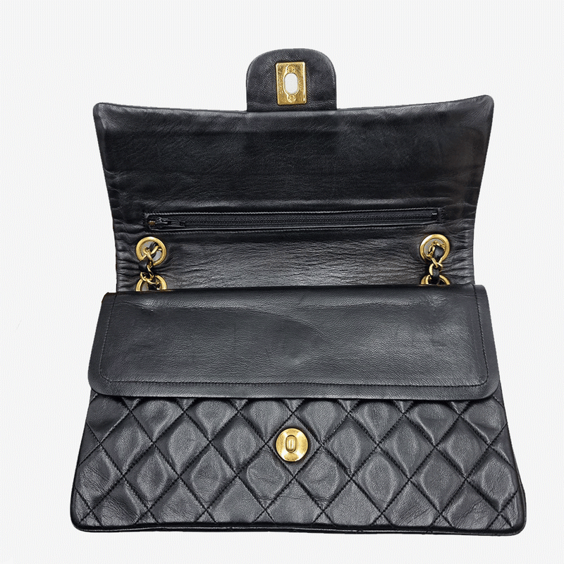VINTAGE CLASSIC DOUBLE FLAP BAG MEDIUM taske fra brand: CHANEL - We Do Vintage