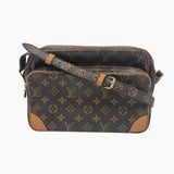 MONOGRAM CANVAS NILE MM taske fra brand: LOUIS VUITTON - We Do Vintage