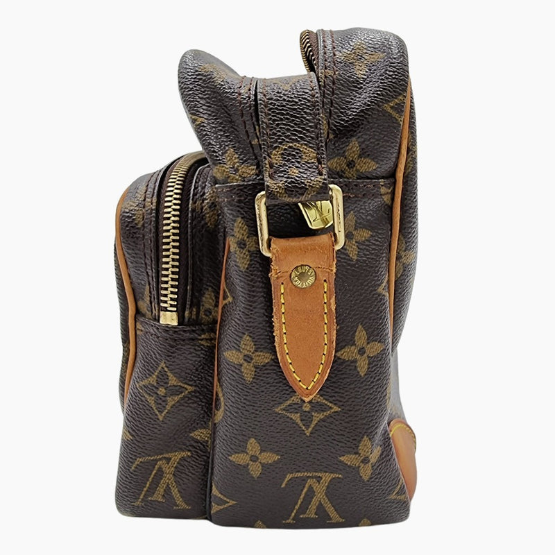 MONOGRAM CANVAS NILE MM taske fra brand: LOUIS VUITTON - We Do Vintage