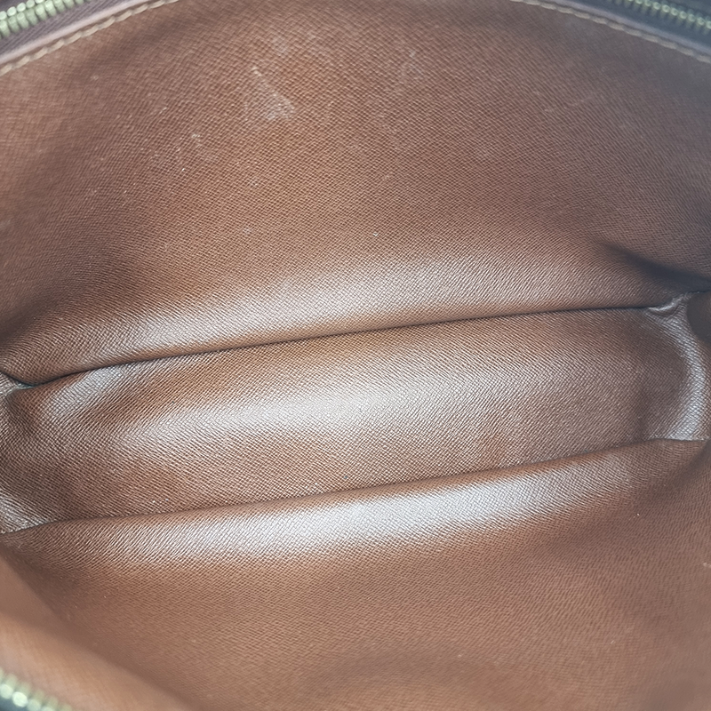 MONOGRAM CANVAS NILE MM taske fra brand: LOUIS VUITTON - We Do Vintage