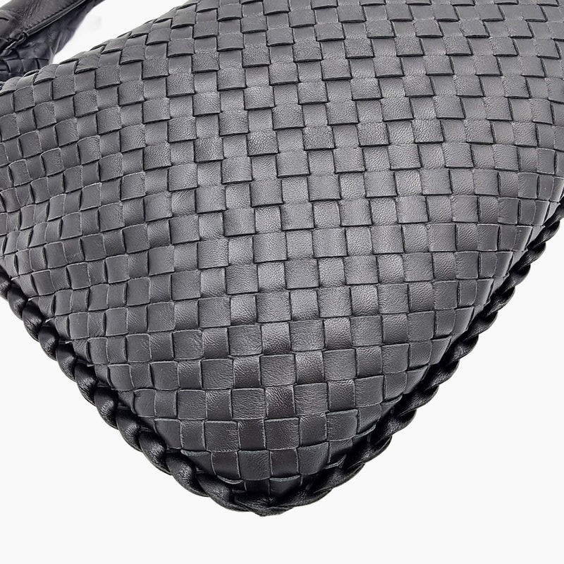 CLASSIC VENETA HOBO SORT MEDIUM taske fra brand: BOTTEGA VENETA - We Do Vintage
