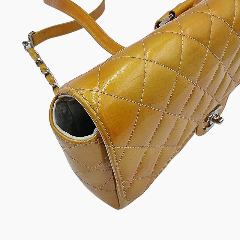 vintage classic flap backpack medium taske fra brand: CHANEL - We Do Vintage