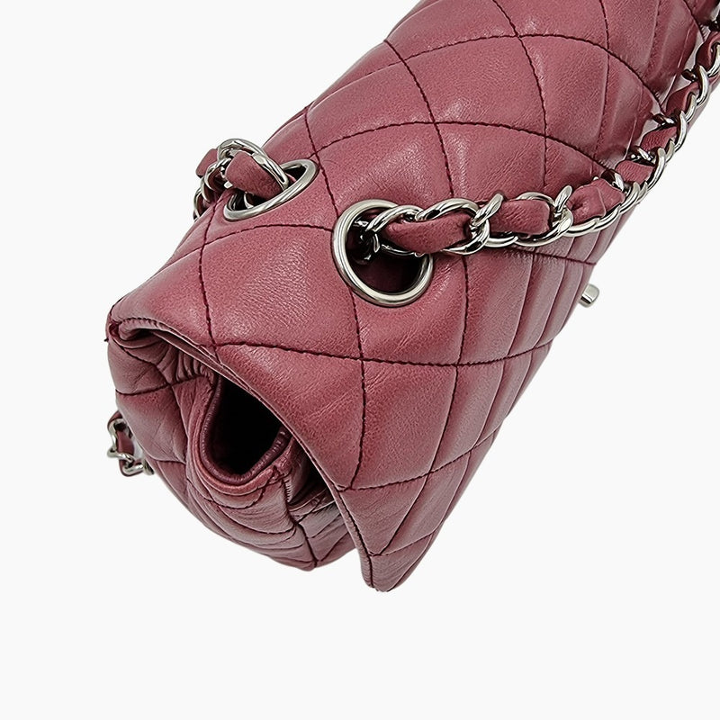 Rose Fonce CLASSIC DOUBLE FLAP MEDIUM taske fra brand: CHANEL - We Do Vintage