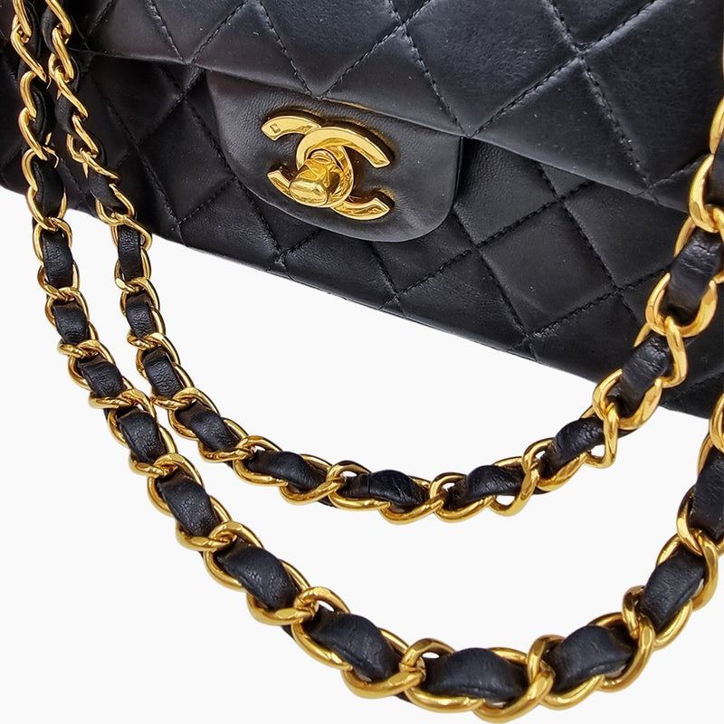CLASSIC DOUBLE FLAP MEDIUM taske fra brand: CHANEL - We Do Vintage