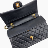 CLASSIC DOUBLE FLAP MEDIUM taske fra brand: CHANEL - We Do Vintage