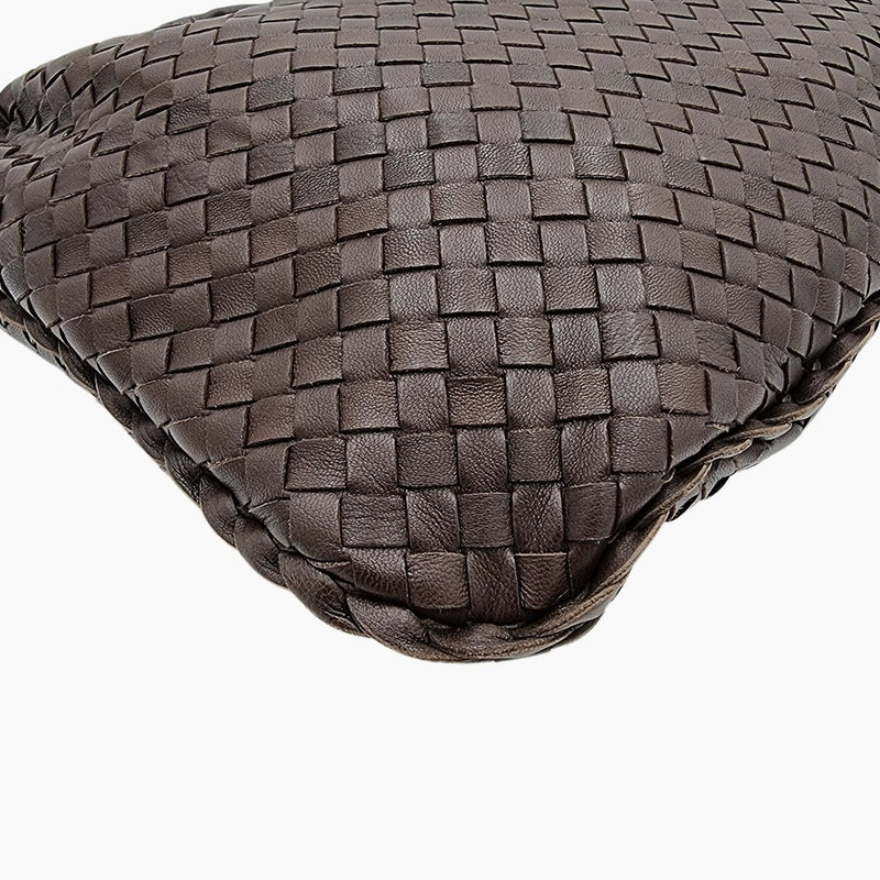 MEDIUM MØRKEBRUN CLASSIC VENETA HOBO taske fra brand: BOTTEGA VENETA - We Do Vintage