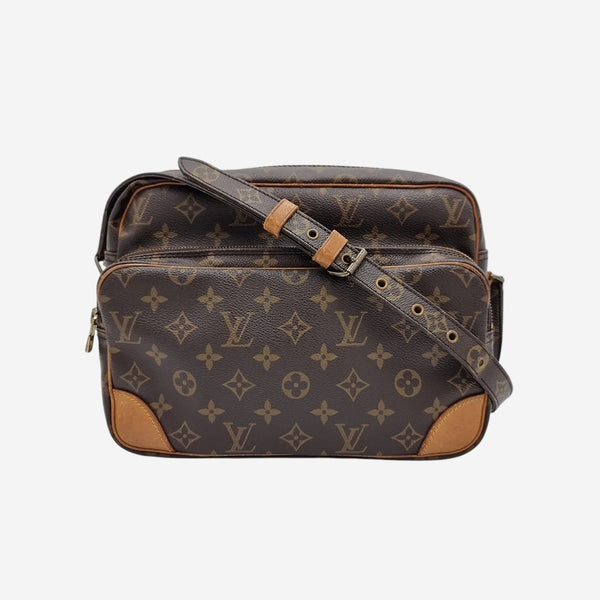 MONOGRAM CANVAS NILE MM taske fra brand: LOUIS VUITTON - We Do Vintage