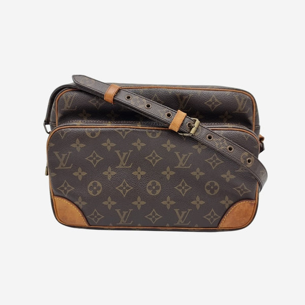 MONOGRAM CANVAS NILE MM taske fra brand: LOUIS VUITTON - We Do Vintage