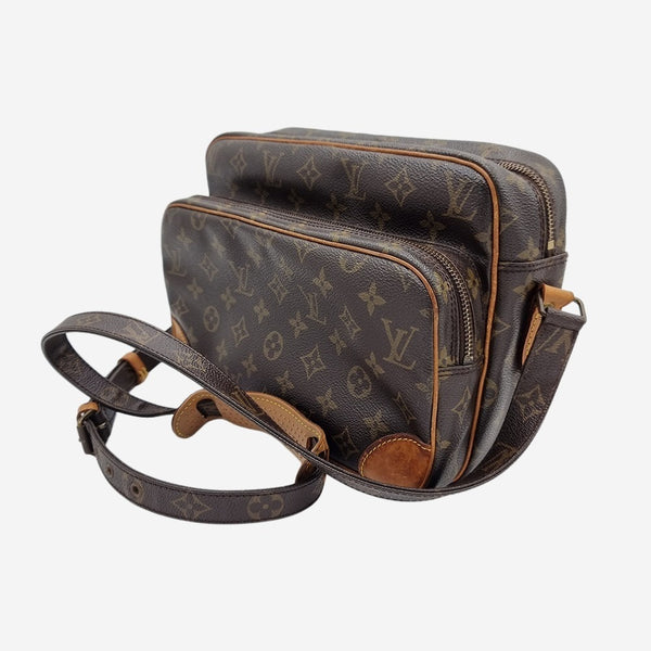 MONOGRAM CANVAS NILE MM taske fra brand: LOUIS VUITTON - We Do Vintage