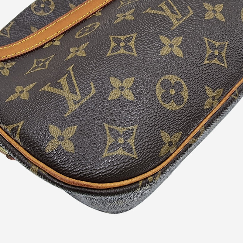 MONOGRAM CANVAS BLOIS taske fra brand: LOUIS VUITTON - We Do Vintage
