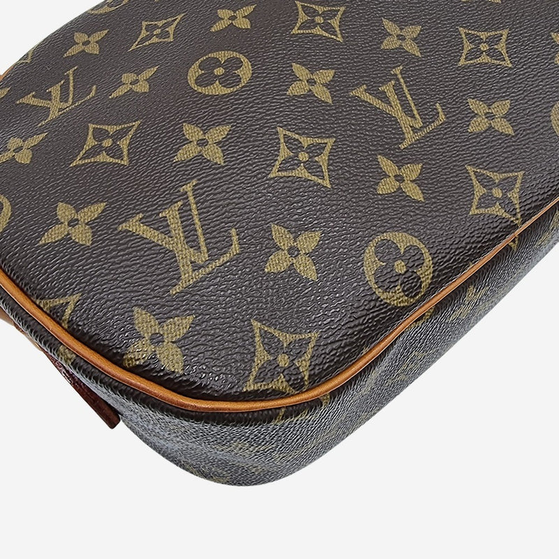 MONOGRAM CANVAS BLOIS taske fra brand: LOUIS VUITTON - We Do Vintage