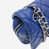 BLÅ JUMBO CAVIAR EASY FLAP BAG taske fra brand: CHANEL - We Do Vintage