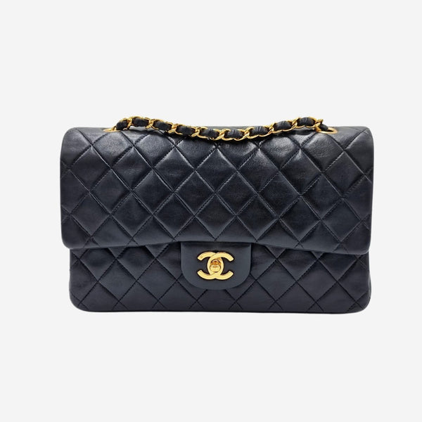 CLASSIC DOUBLE FLAP MEDIUM taske fra brand: CHANEL - We Do Vintage