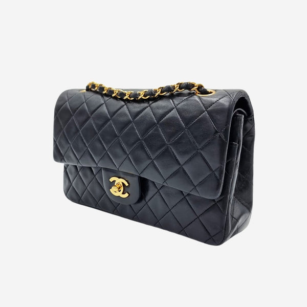 CLASSIC DOUBLE FLAP MEDIUM taske fra brand: CHANEL - We Do Vintage