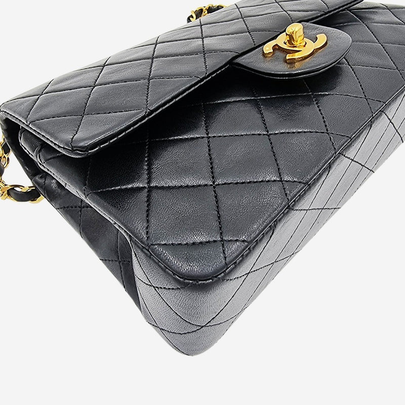 CLASSIC DOUBLE FLAP SMALL taske fra brand: CHANEL - We Do Vintage
