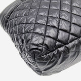 Sort nylon Coco cocoon tote taske fra brand: CHANEL - We Do Vintage