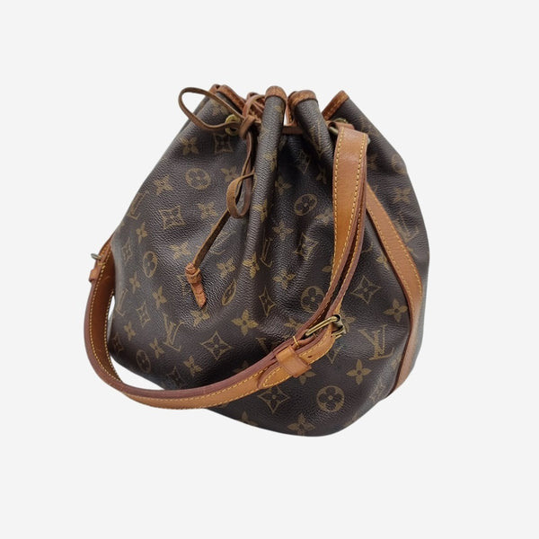 MONOGRAM CANVAS PETIT NOÉ taske fra brand: LOUIS VUITTON - We Do Vintage