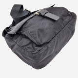 SORT NYLON CROSSBODY taske fra brand: PRADA - We Do Vintage
