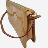 GUL MONOGRAM VERNIS LEXINGTON POCHETTE taske fra brand: LOUIS VUITTON - We Do Vintage