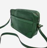 GRØN EPI LÆDER TROCADÉRO 27 taske fra brand: LOUIS VUITTON - We Do Vintage
