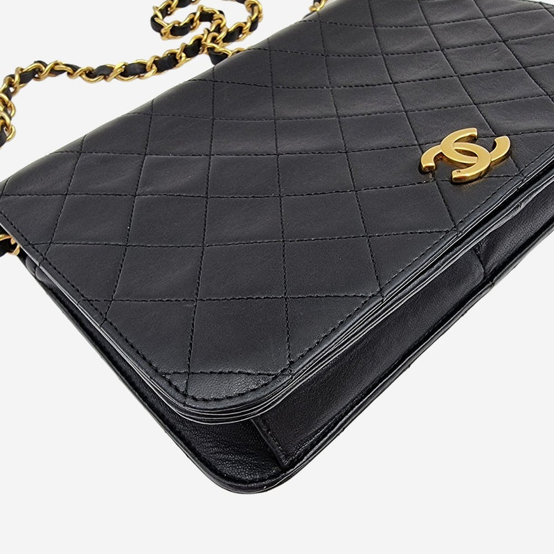 VINTAGE SORT FULL FLAP BAG taske fra brand: CHANEL - We Do Vintage