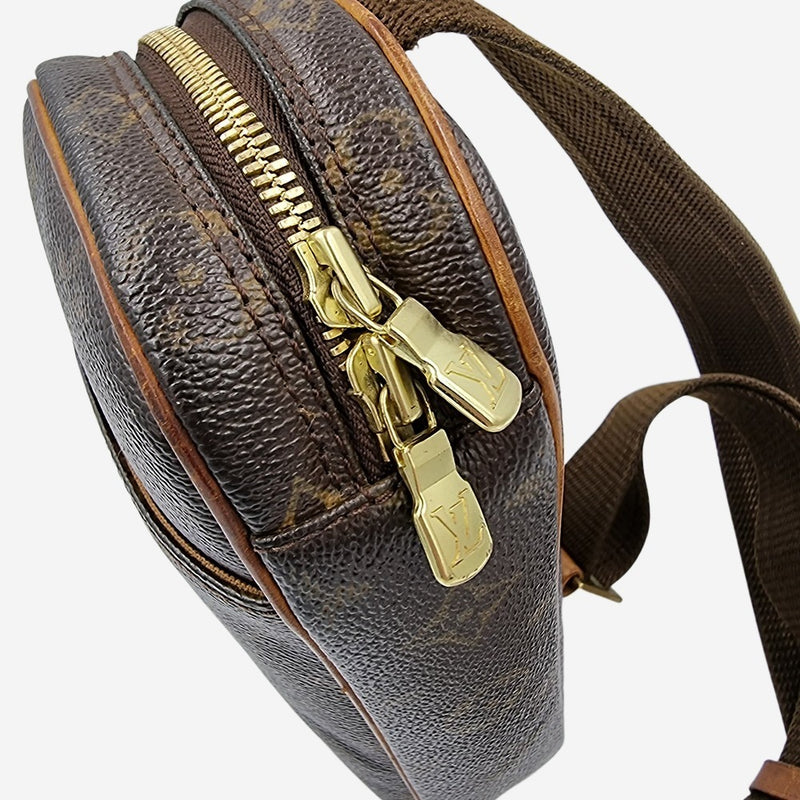 MONOGRAM POCHETTE GANGE taske fra brand: LOUIS VUITTON - We Do Vintage