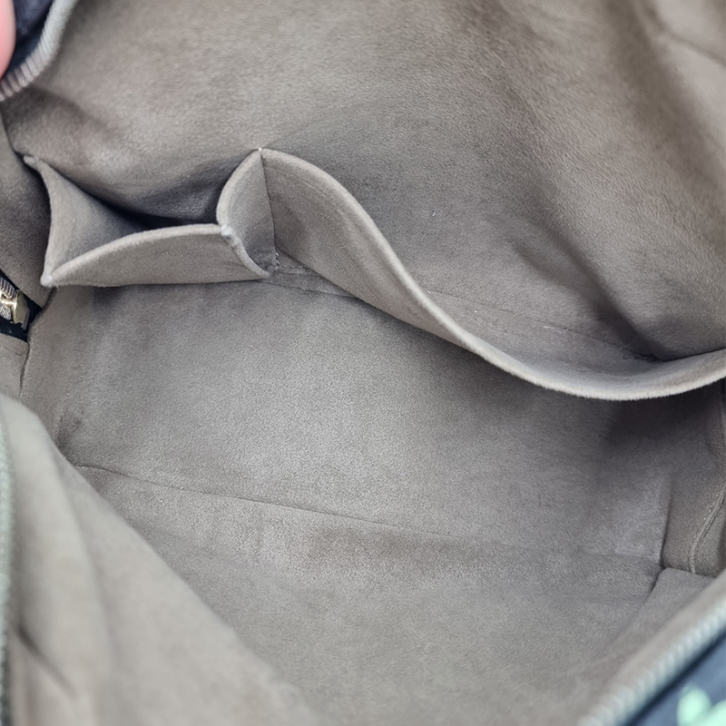 Multicolor Trouville taske fra brand: LOUIS VUITTON - We Do Vintage